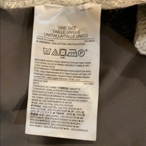 Multi-grey shaded Gap scarf - Picture 3 of 7